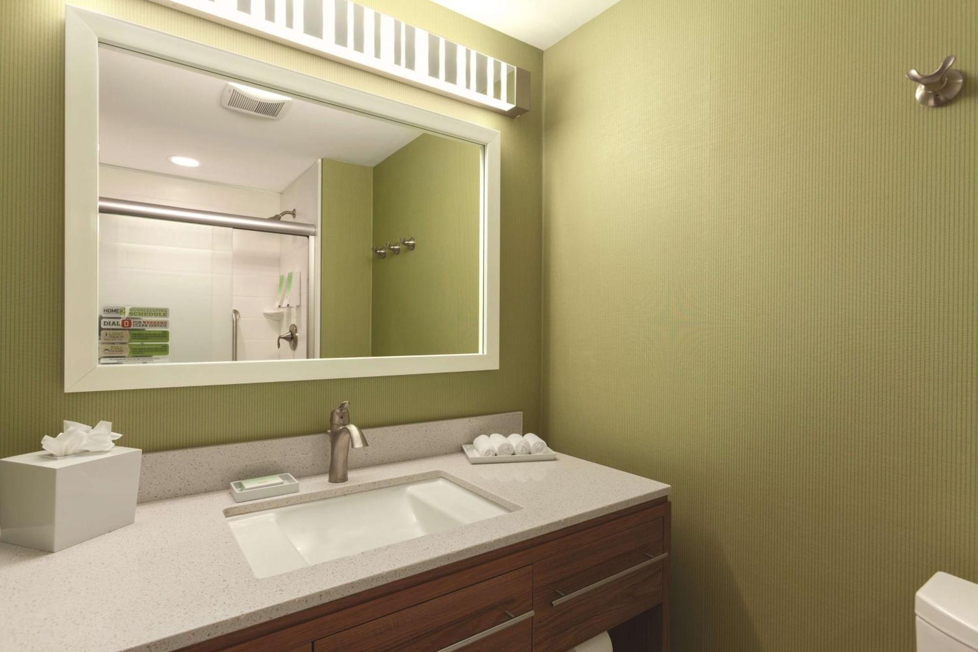 Home2 Suites By Hilton Erie Kearsarge Exterior photo